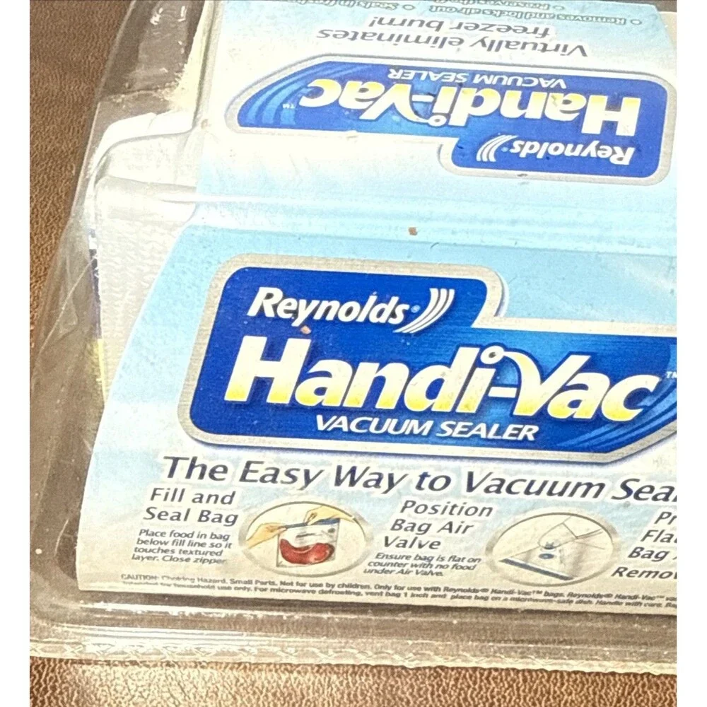NEW Sealed Reynolds Handi-Vac Handheld Food Vacuum Sealer Starter Kit